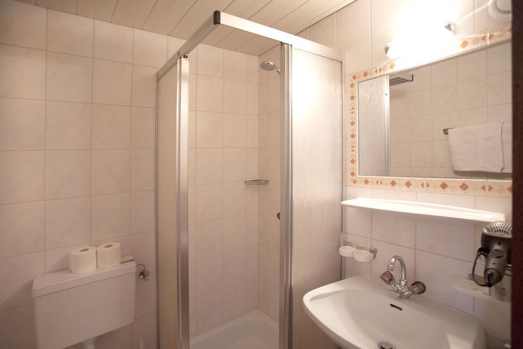 Haus Weidmannsheil Apartment แลงเงนเฟลด์ ภายนอก รูปภาพ